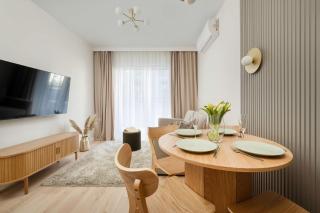 Prestiżowy Apartament w Sercu Wrocławia z Parkingiem i Klimatyzacją by Renters Prestige - Wrocław - 3
