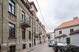 Timeless Bliss Old Town Apartment by Reside Baltic - Vilna - 8