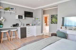 Kings Beach Guest House - Port Elizabeth - 5