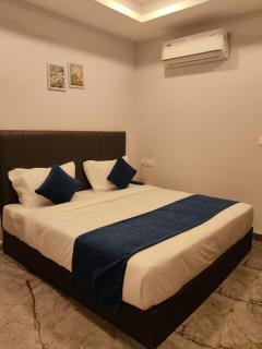 Yellow Sapphire Hotel Gachibowli - 4