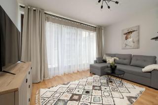 Stylowy Apartament z Klimatyzacją i Parkingiem Wrocław by Noclegi Renters - Wrocław - 0