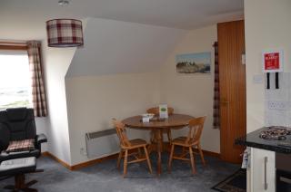 1-Bed Apartment with Sea View Sleeps 3 - Aultbea - 6