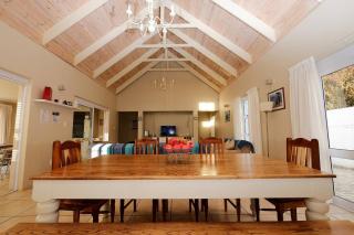 The Pelican - Stunning 3-Bedroom Holiday Home in Langebaan - Langebaan - 0
