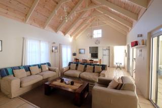 The Pelican - Stunning 3-Bedroom Holiday Home in Langebaan - Langebaan - 9