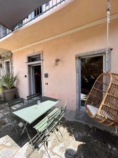 Spacious house in Tapigliano with terrace for 12 people - Nebbiuno - 6