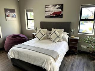 Cozy Nook in Noordhoek - Harmony - 5