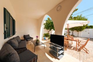 HelloAPULIA - Villa Olga - Pool and Beach - 150mt from the sea - 1