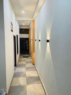Shivaas Gaagar P Guest House - Varanasi - 6
