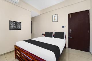 Super Townhouse Trivandrum Near Padmanabhaswamy Temple - Trivandrum - 8