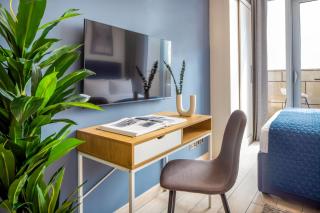 Silkhaus modish studio with Burj Khalifa view, pool access - 5