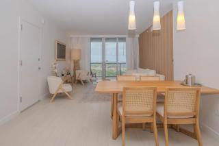 Miami Apt with Gym Beach Service Pool on the water 2607 - Hallandale Beach - 9