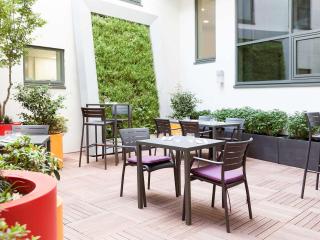 Novotel Paris Saint Denis Stade Basilique - Saint-Denis - 4