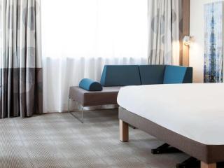 Novotel Paris Saint Denis Stade Basilique - Saint-Denis - 4