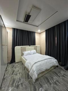 Delacroix Apartment - Idimu - 3