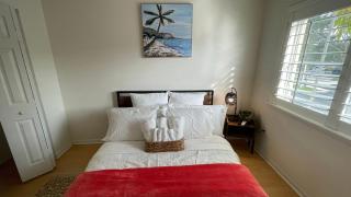 Luxurious Condo - 3