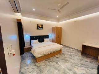 Hotel Dhanraj - Faizābād - 4