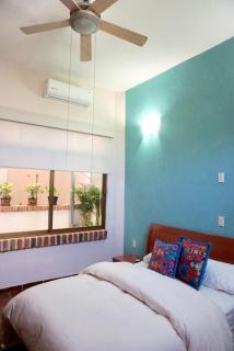 Walk To Beach & Malecon -Apartment with Sunny Roof Terrace - 1