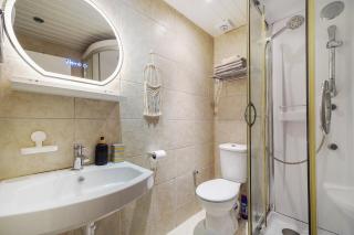 Modern Apartments in Hendon - - 3