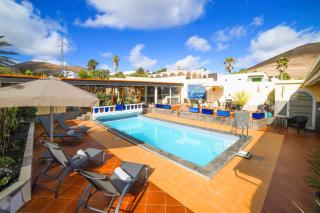 Madora Villa - Private pool, Amazing Garden, Sea View & Quiet Location - La Asomada - 6