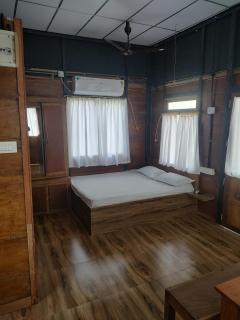 Katadi beach home - 3