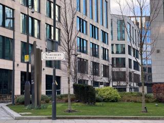 2 Bed Leeds Train Station Apartment City View - Leeds - 2