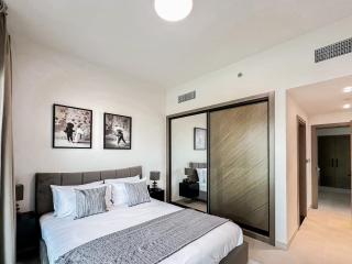 Skyline Oasis - Business Bay with Burj Khalifa Vie - 2