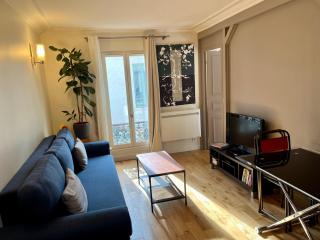 Bel appartement en plein Montmartre idéal pour 2 à 4 personnes - Paris - 0