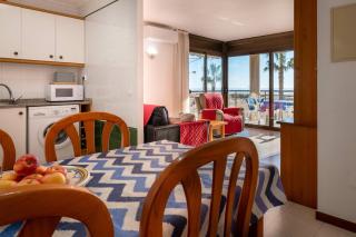 AT118 Front view beach, pool, airco, wifi, parking - Torredembarra - 6