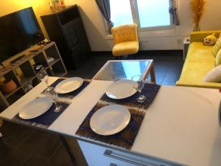 Appartement avec 2 chambres - Métro 8 Ecole Veterinaire - 8
