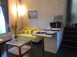 Appartement avec 2 chambres - Métro 8 Ecole Veterinaire - 1