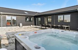 5 Bedroom Beautiful Home In Haderslev - 9