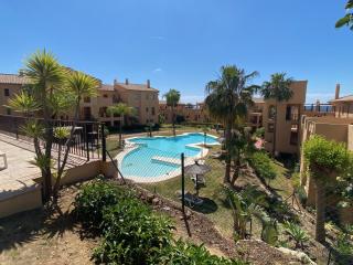 Bright 3-Bedroom with Sunset Views - Estepona - 6