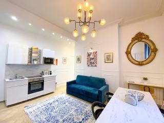 Urban Flat 72 - Pretty 3 Bedroom Flat - Triangle d Or - París - 2