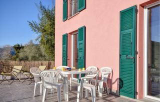 Nice Home In San Salvatore With Wifi - San Salvatore - 9