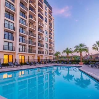 Tropicana 218 Macalister - George Town - 0