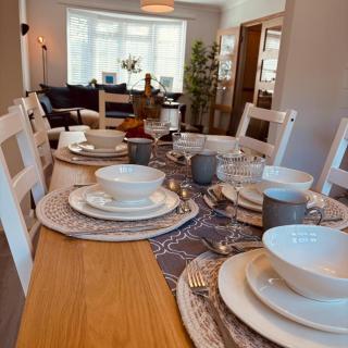 Modern Coastal Retreat, Hot Tub and Fire Pit - Lymington - 9