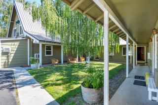 Birch Glen Hotel - Cascade - 4