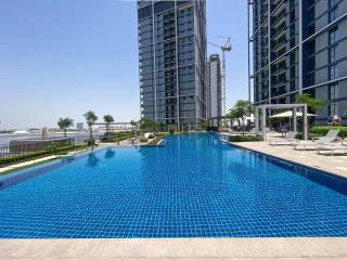 Waterfront 1BR with Infinity Pool in Creek Edge T1 - Dubai - 6