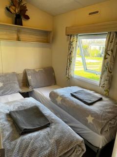 Caravan Holiday Home - 5