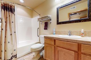 Icicle Village Resort Condo #407 - Leavenworth - 1
