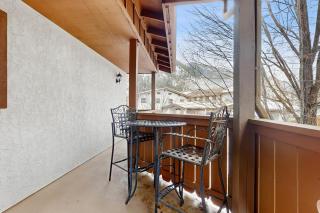 Icicle Village Resort Condo #408 - 6