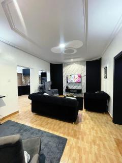 Tranquil Apartment - 247 Power, Wi-Fi, Washing Machine - 3