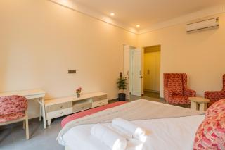 ELIVAAS Laguna Camellia - Luxe 4 BHK Villa Near Popular Beaches with Private Pool - 1