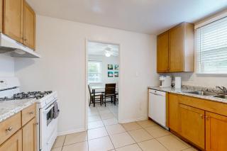Tremont Beach - Oceanside - 1