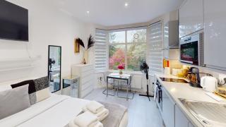 Tranquil Studio Retreat in Harrow - Harrow - 8