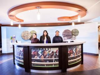 Best Western Premier Toronto Airport Carlingview Hotel - Toronto - 8