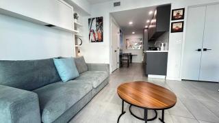 Sky-High oasis Large Studio POOL & GYM - 8