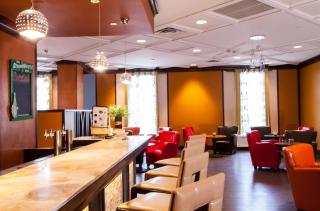 Best Western Premier Toronto Airport Carlingview Hotel - Toronto - 4