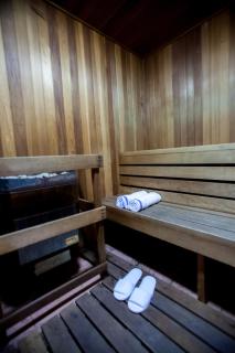 Best Western Premier Toronto Airport Carlingview Hotel - Toronto - 2