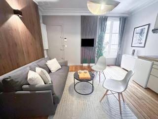 Unique Flat near Louvre & Palais Royal - Paris - 0